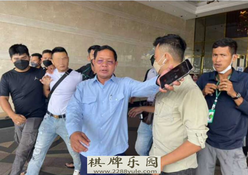 绑架同胞潜逃2年一中国男子在金界赌场2被捕
